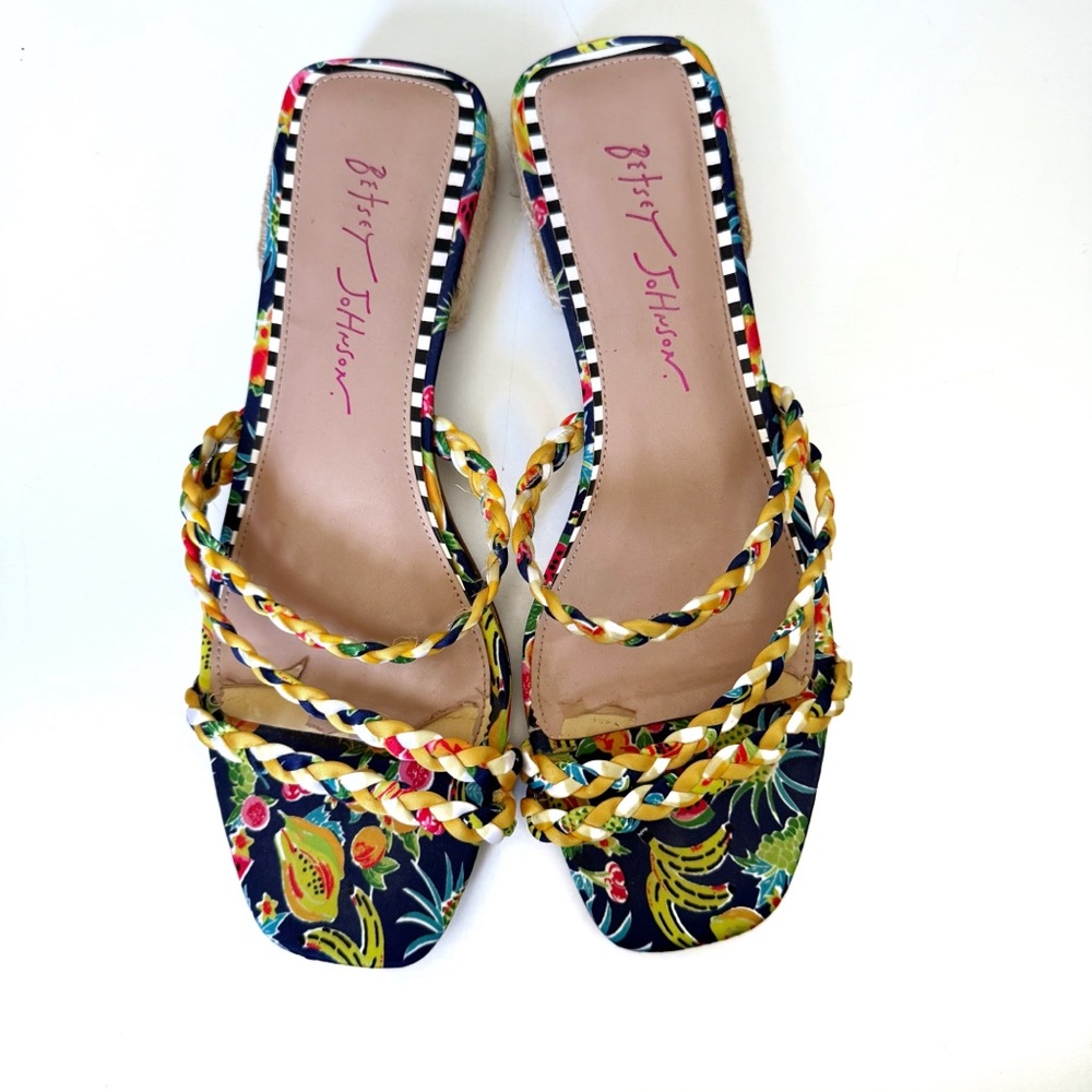 Betsy Johnson Grovee Slip On Sandals Fruit Strappy Espadrille Slide 8.5 READ